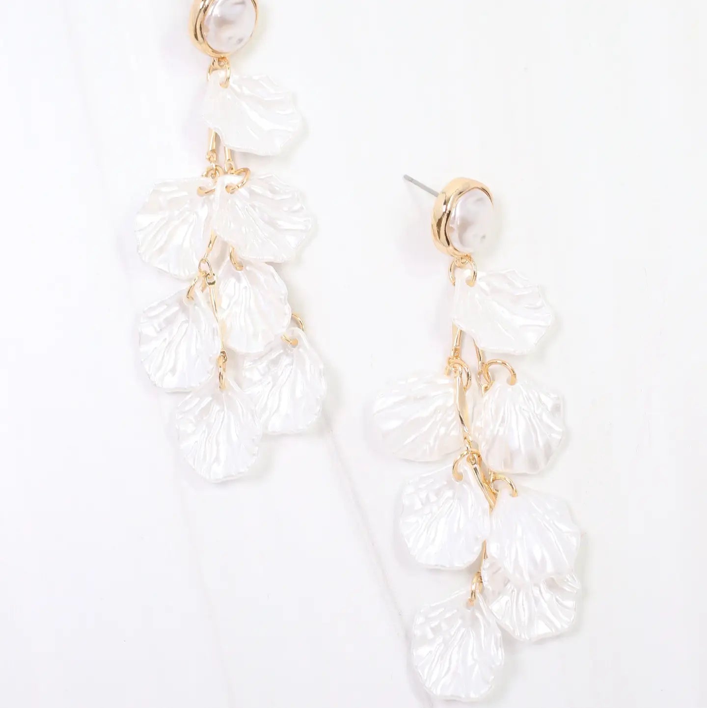 Dillon Petal Earring- White