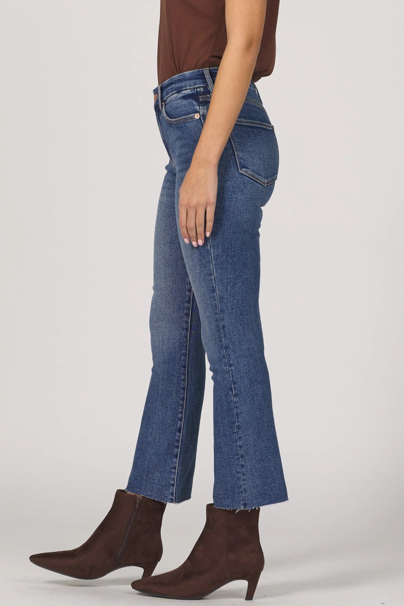 Jeanne- Medium Wash