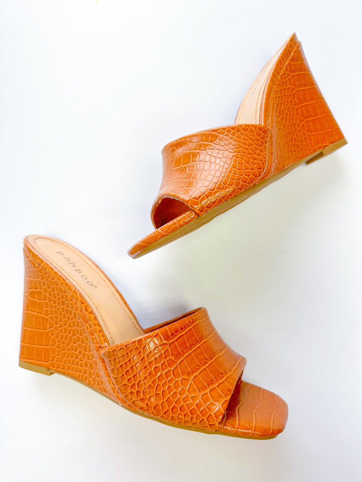 Selena Heel
