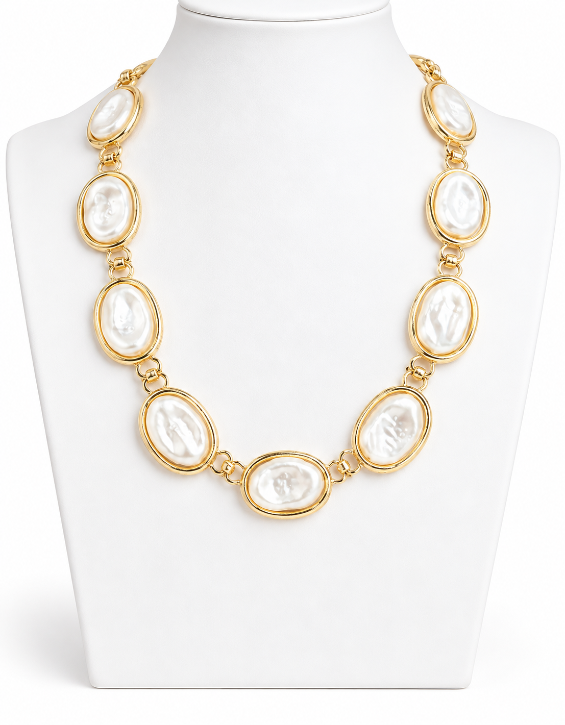 Oval Pearl Necklace