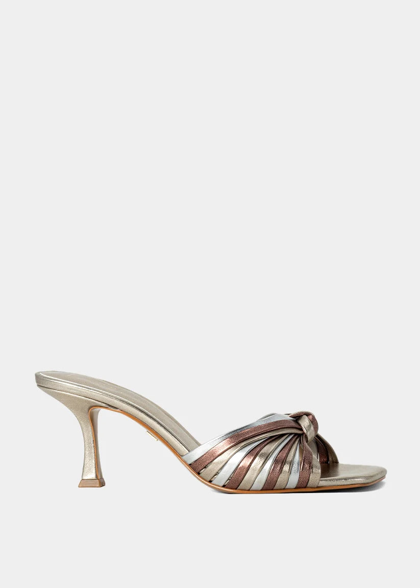 Georgina Heel