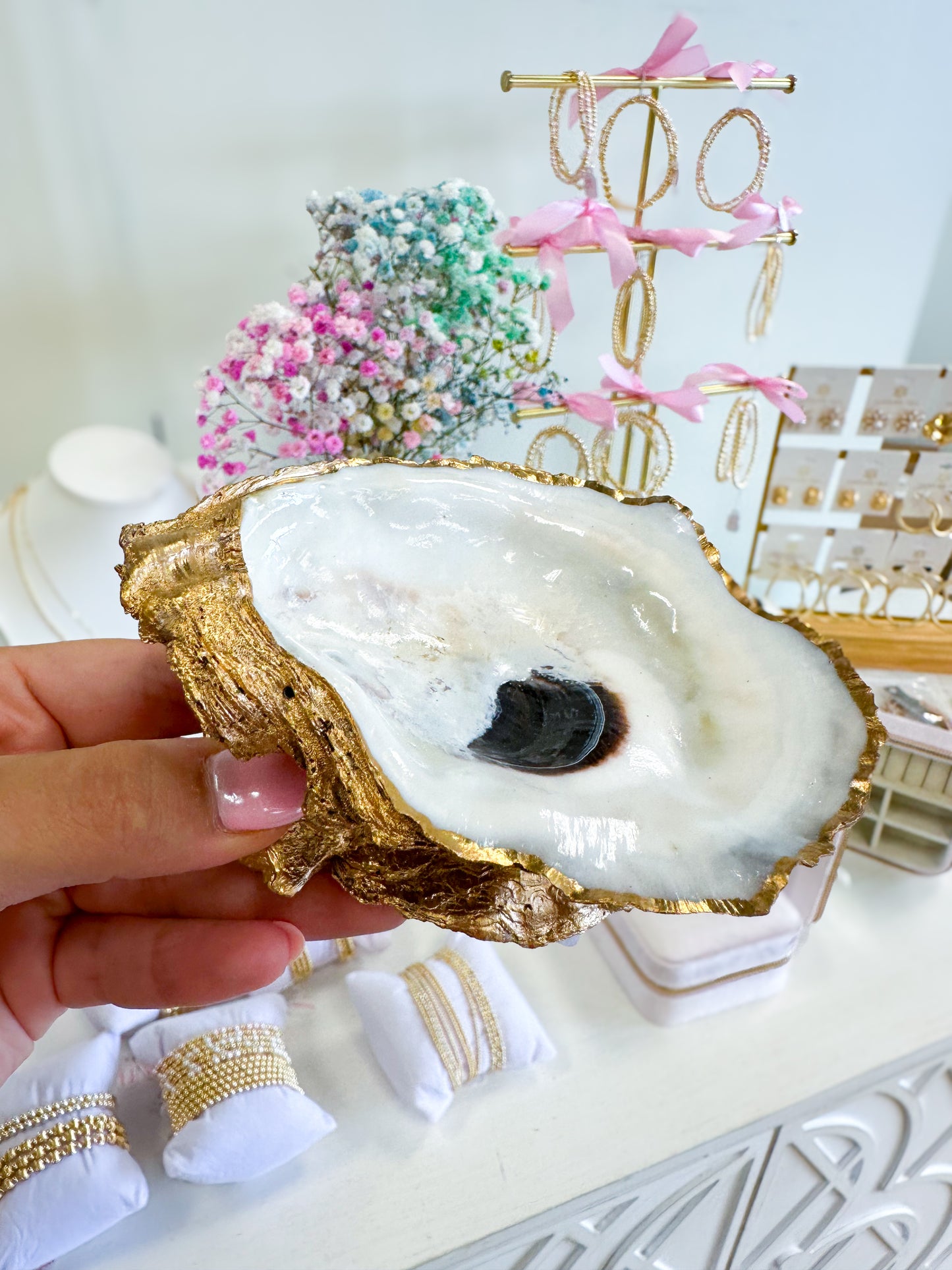 Oyster Jewelry Holder