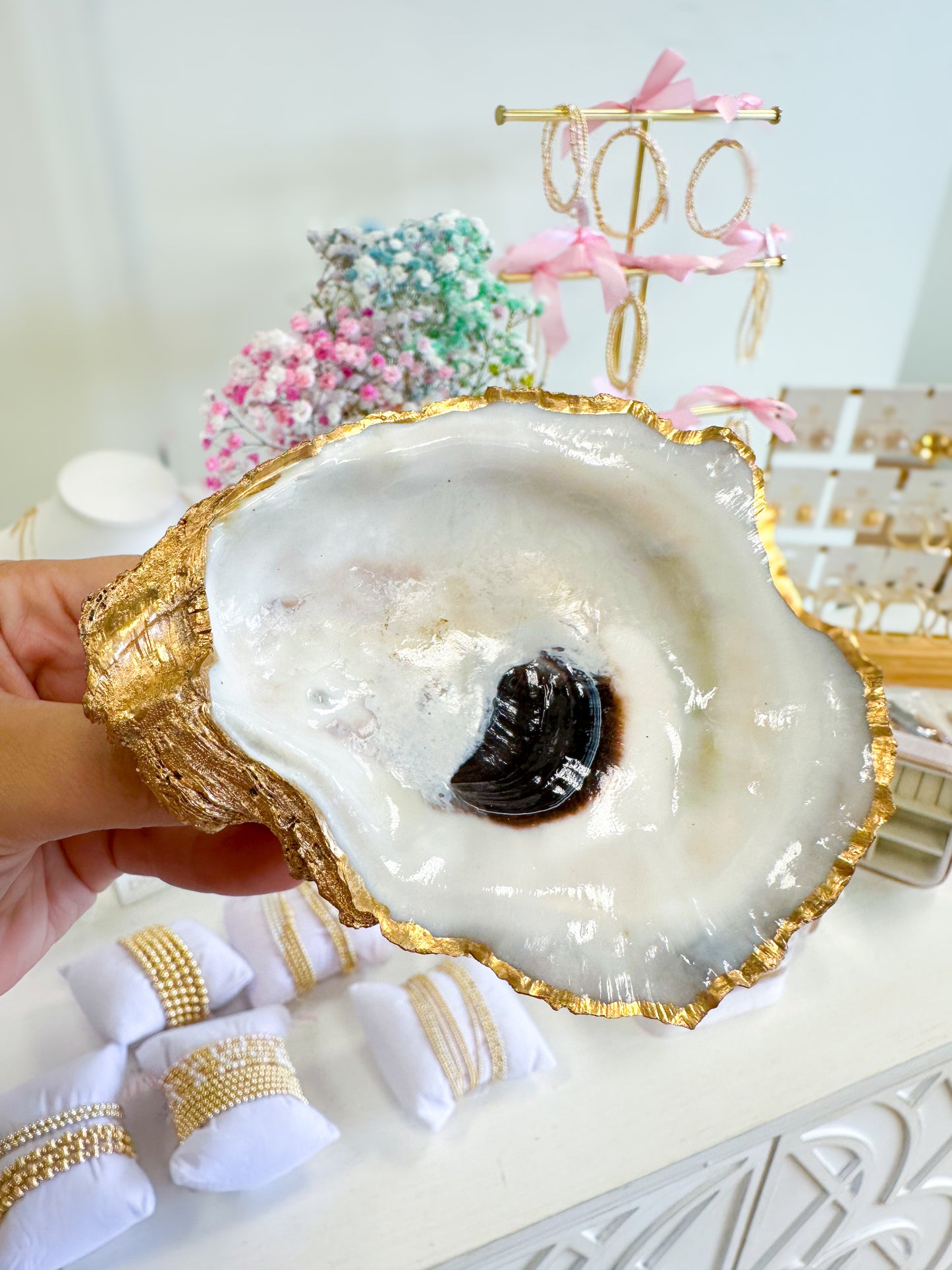 Oyster Jewelry Holder