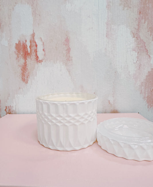 Velvet & Sea Salt 16oz Candle